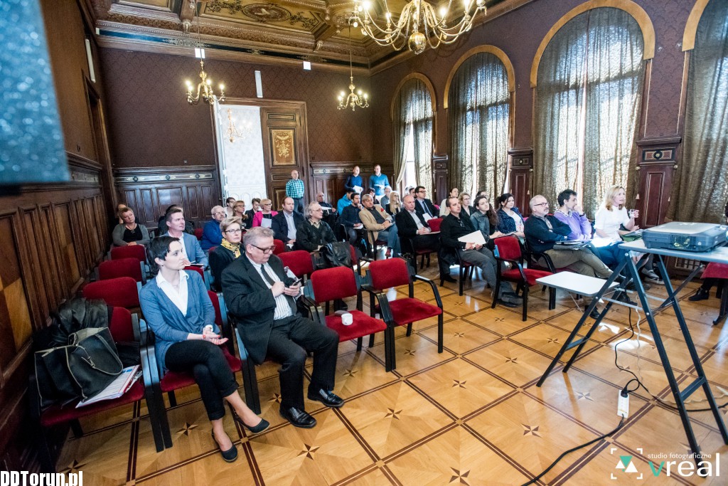 Dyskusja o nieruchomościach na Starówce