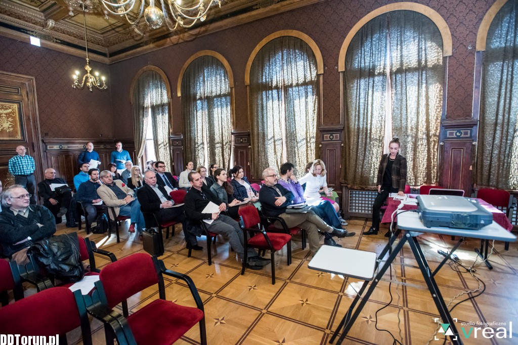 Dyskusja o nieruchomościach na Starówce