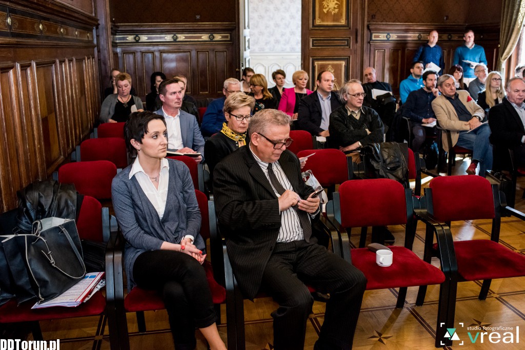 Dyskusja o nieruchomościach na Starówce