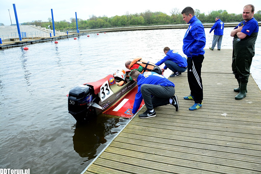 Trening przed motorowodnymi ME