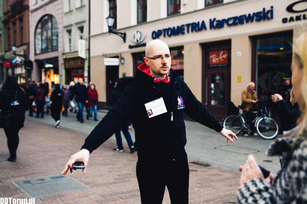Dzień Milczenia na toruńskiej starówce