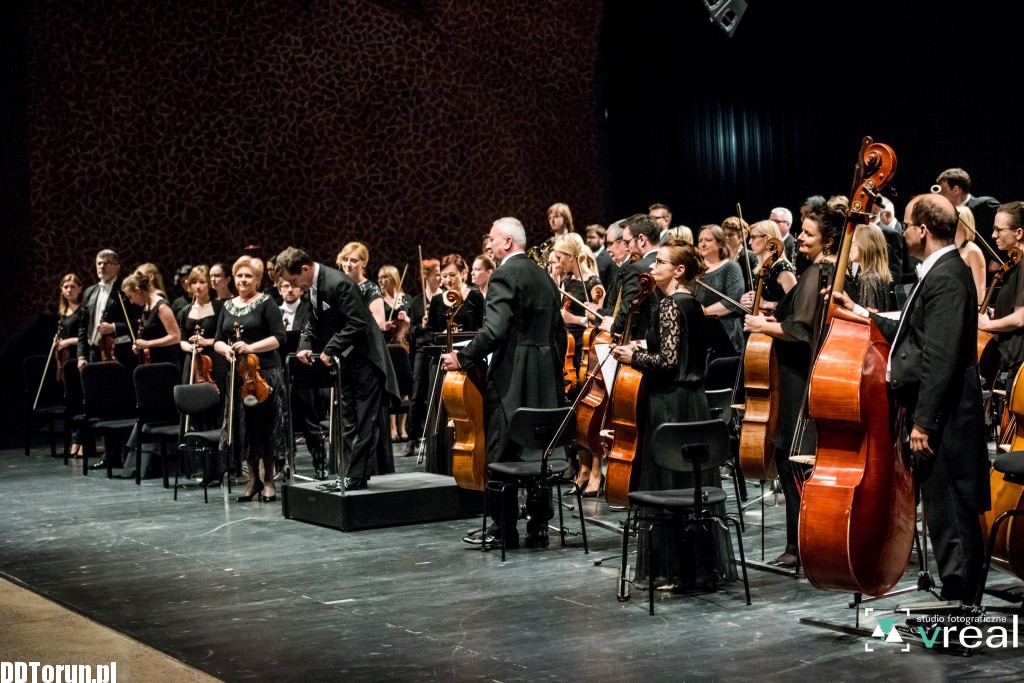 Orkiestra gra Bizeta i Gershwina