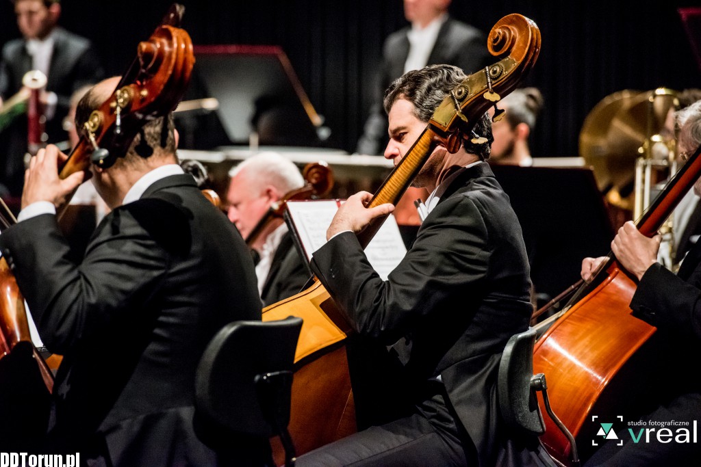 Orkiestra gra Bizeta i Gershwina