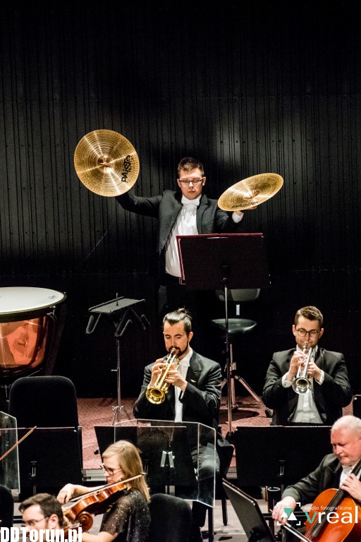 Orkiestra gra Bizeta i Gershwina