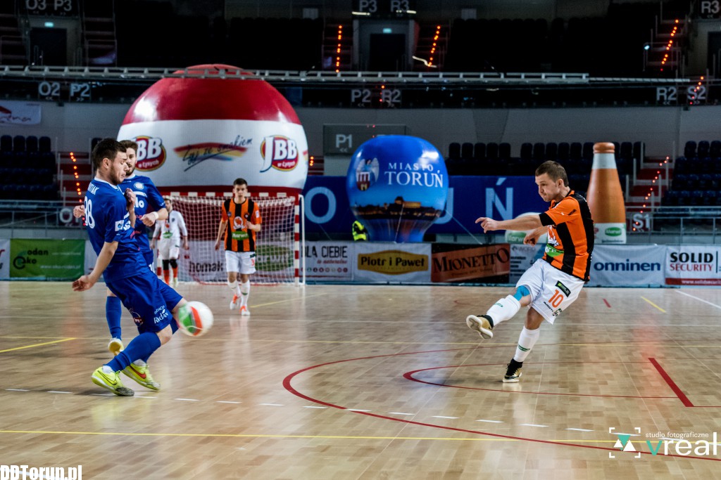 FC Toruń zwycięsko kończy sezon