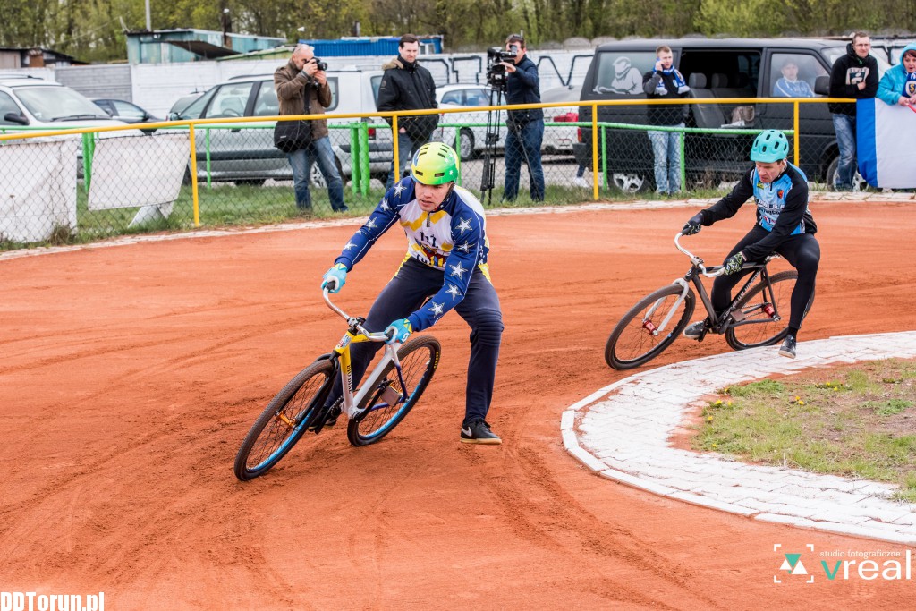 Speedrowerzyści wygrywają u siebie