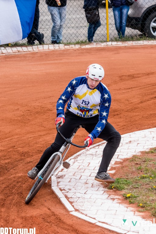 Speedrowerzyści wygrywają u siebie