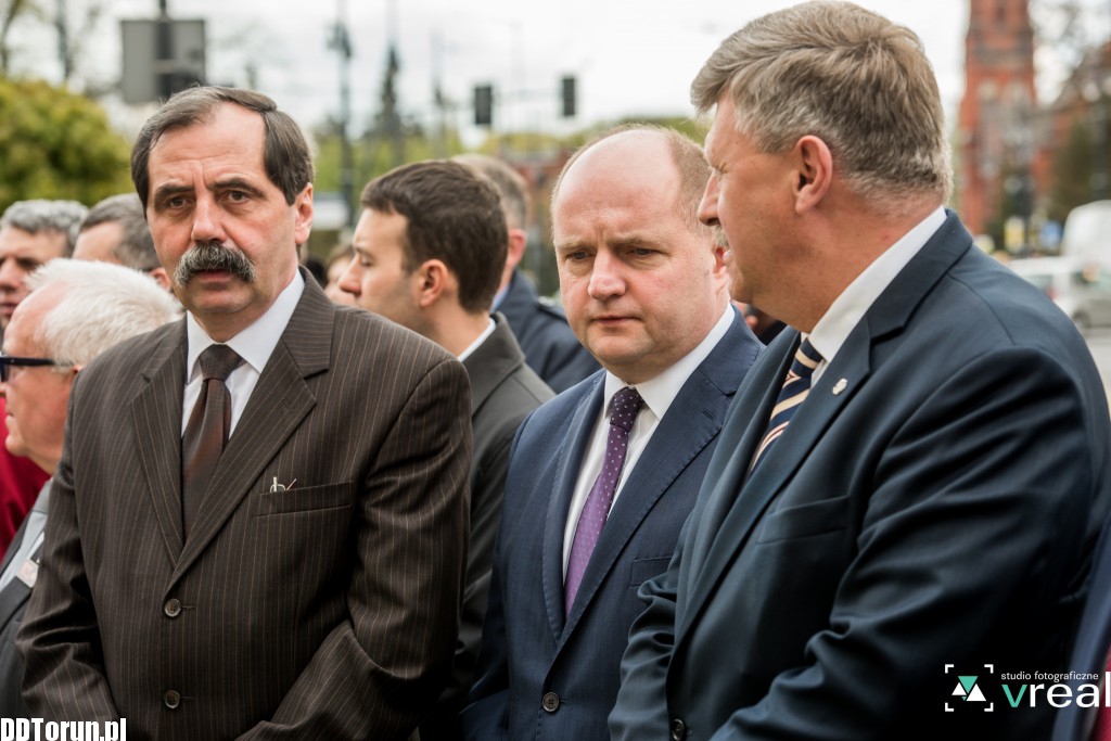 Uroczyste odsłonięcie tablicy