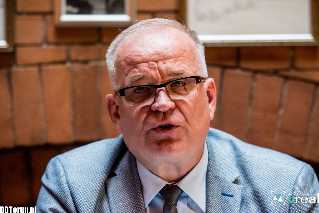 Toruńscy naukowcy bronią UMK