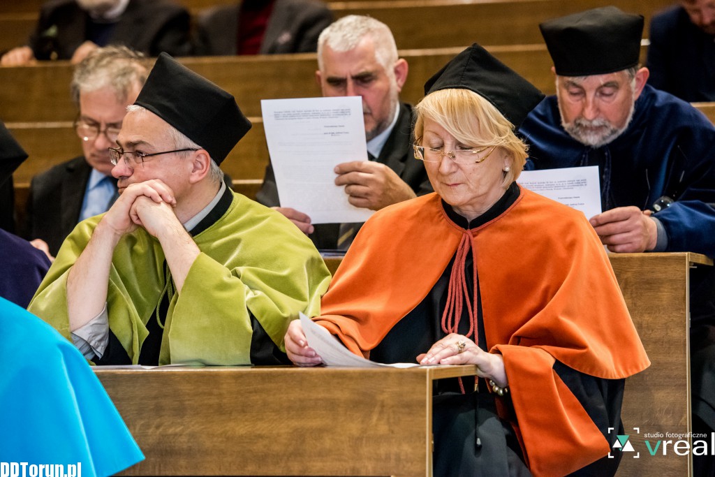 Profesor Dembiński z wyróżnieniem