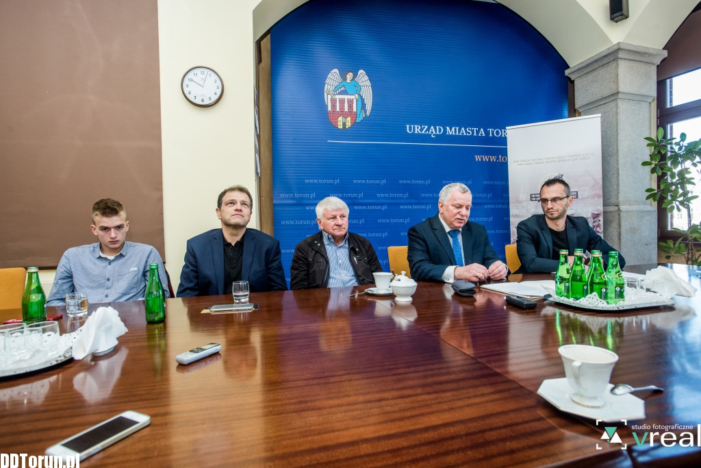 Konferencja przed Pucharem Świata