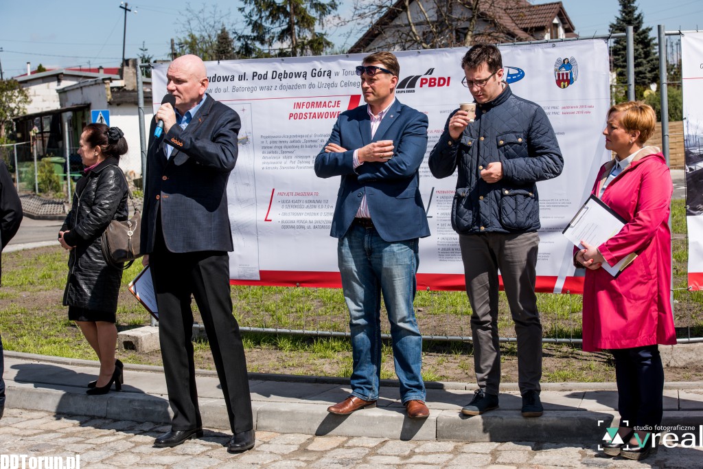 Oficjalne otwarcie ul. Pod Dębową Górą