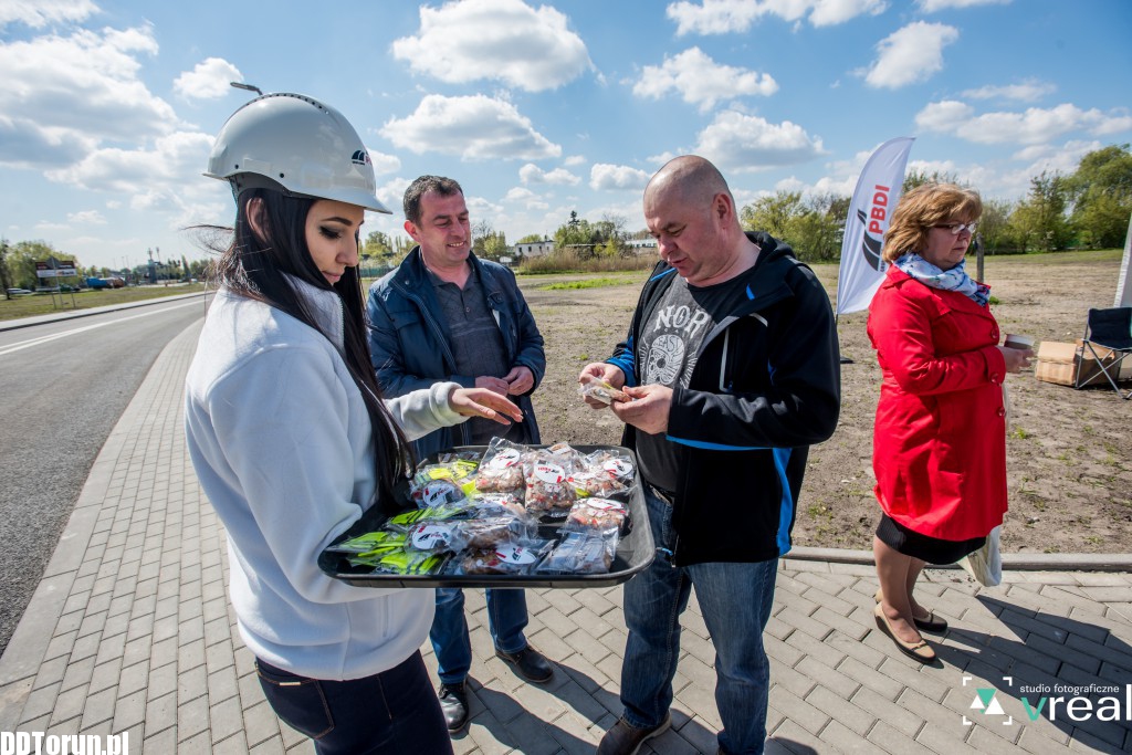 Oficjalne otwarcie ul. Pod Dębową Górą