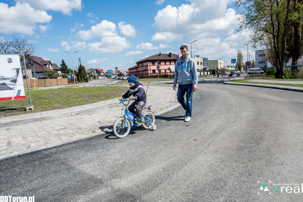 Oficjalne otwarcie ul. Pod Dębową Górą