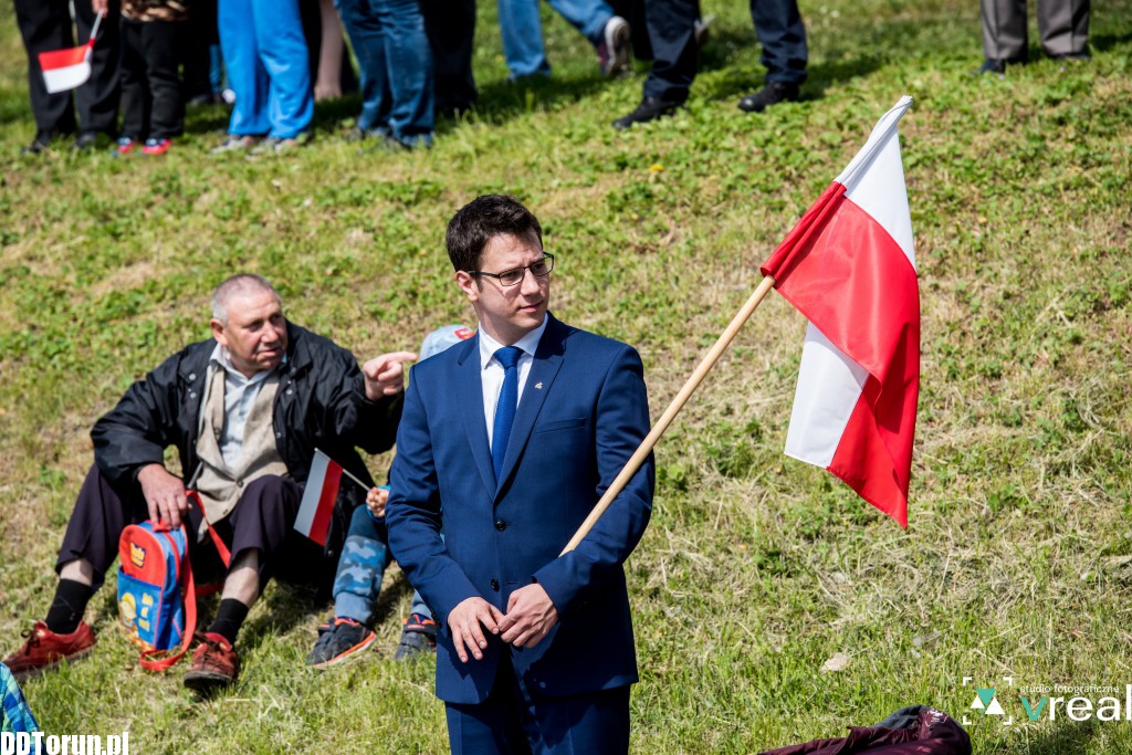 Klasyki motoryzacji na Dzień Flagi