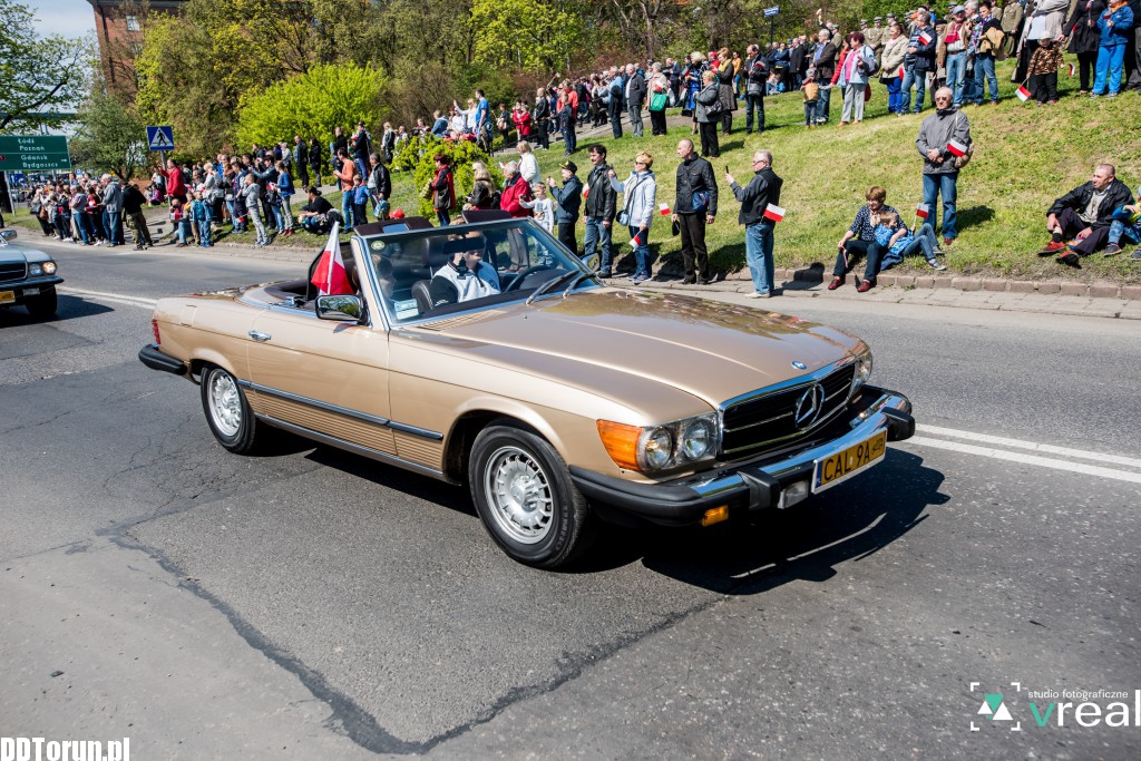Klasyki motoryzacji na Dzień Flagi