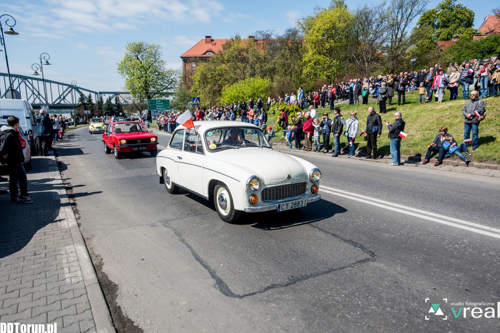 Klasyki motoryzacji na Dzień Flagi