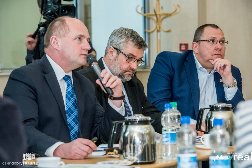 Parlamentarzyści z marszałkiem o inwestycjach