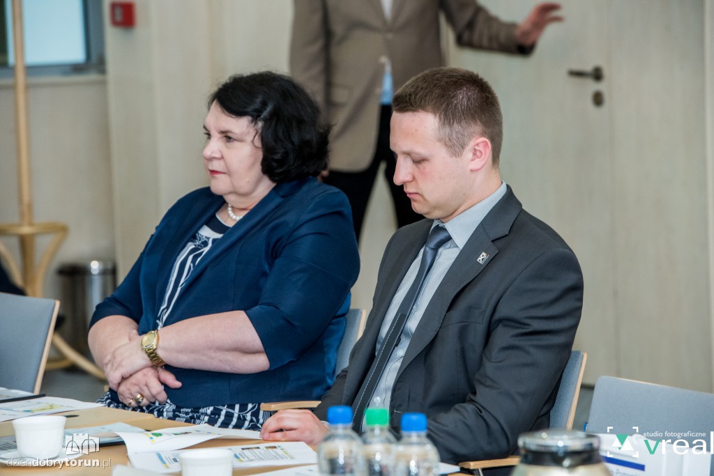 Parlamentarzyści z marszałkiem o inwestycjach