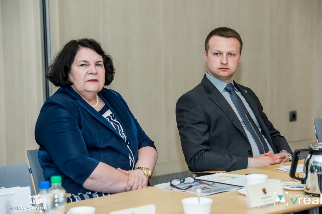 Parlamentarzyści z marszałkiem o inwestycjach