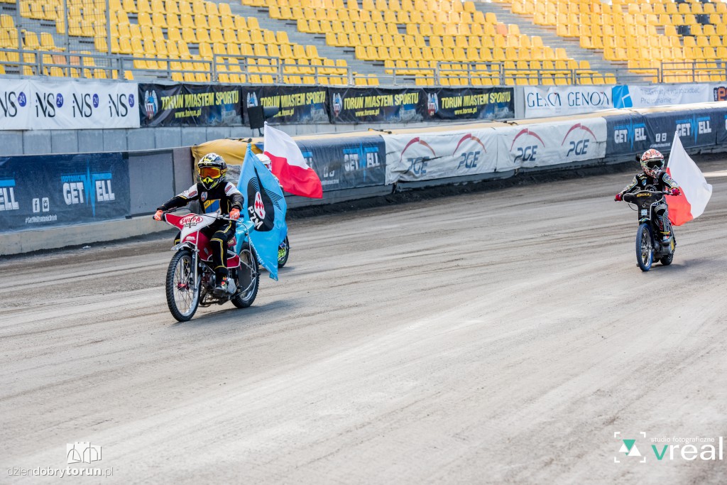 Long Track Youth World Cup