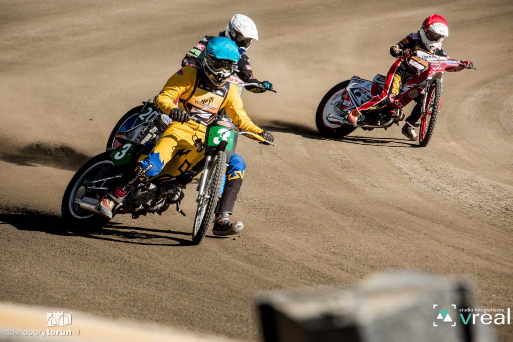 Long Track Youth World Cup