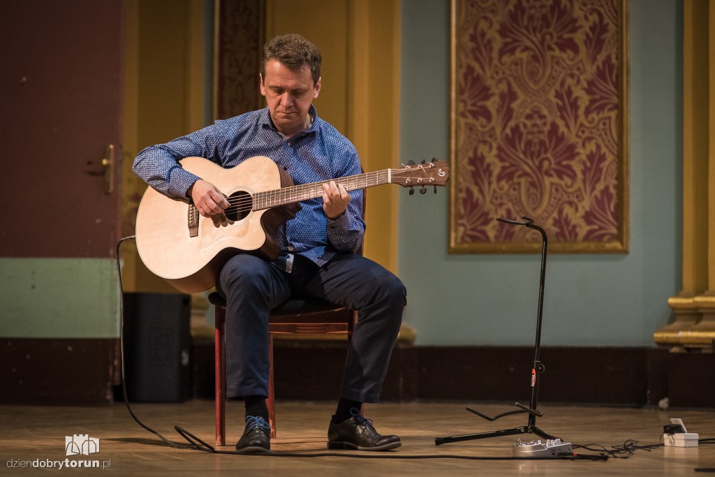 Herbatka u Bułata w Dworze Artusa