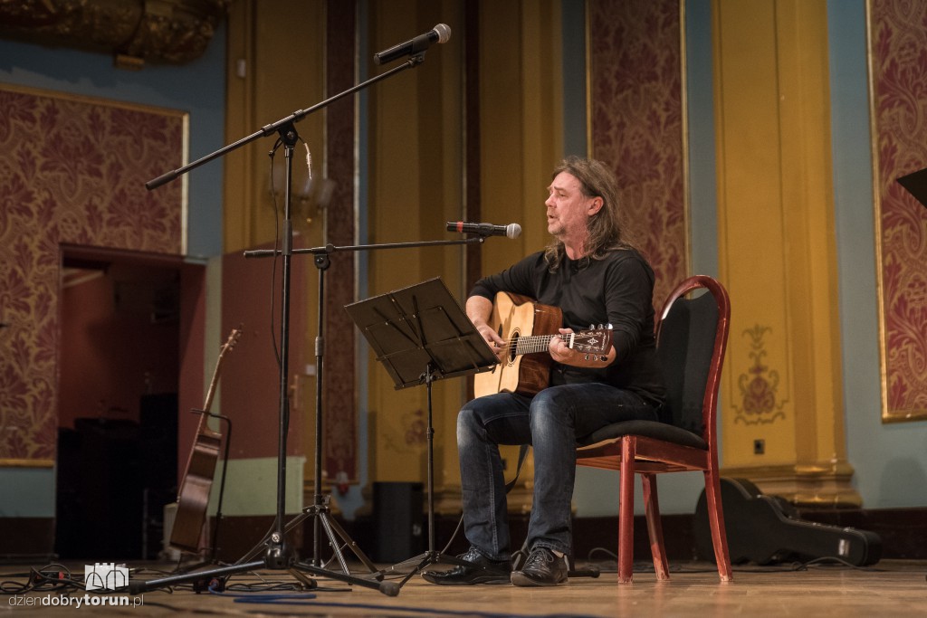 Herbatka u Bułata w Dworze Artusa