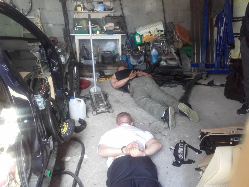 Gang złodziei samochodów rozbity