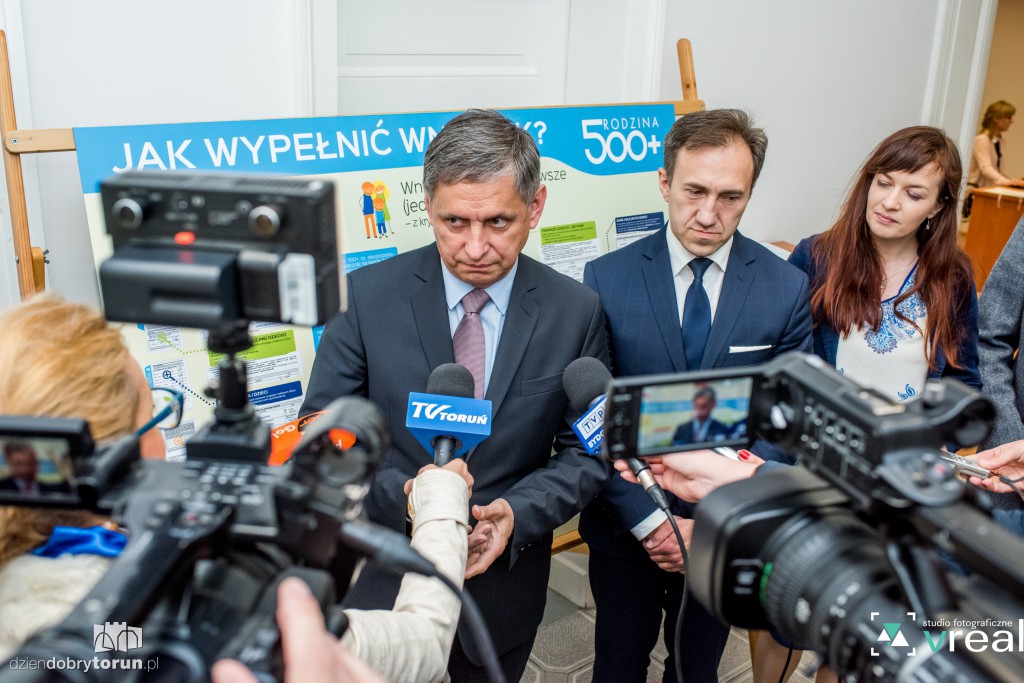Władze miasta w MOPR podsumowują 500+