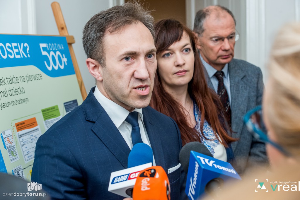 Władze miasta w MOPR podsumowują 500+