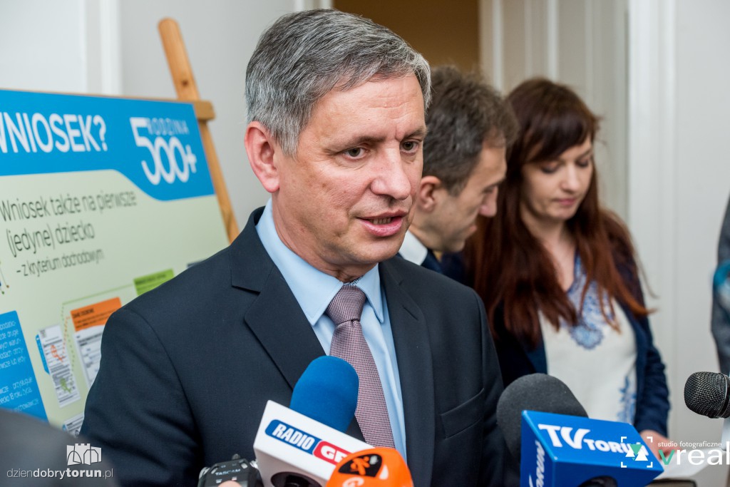 Władze miasta w MOPR podsumowują 500+