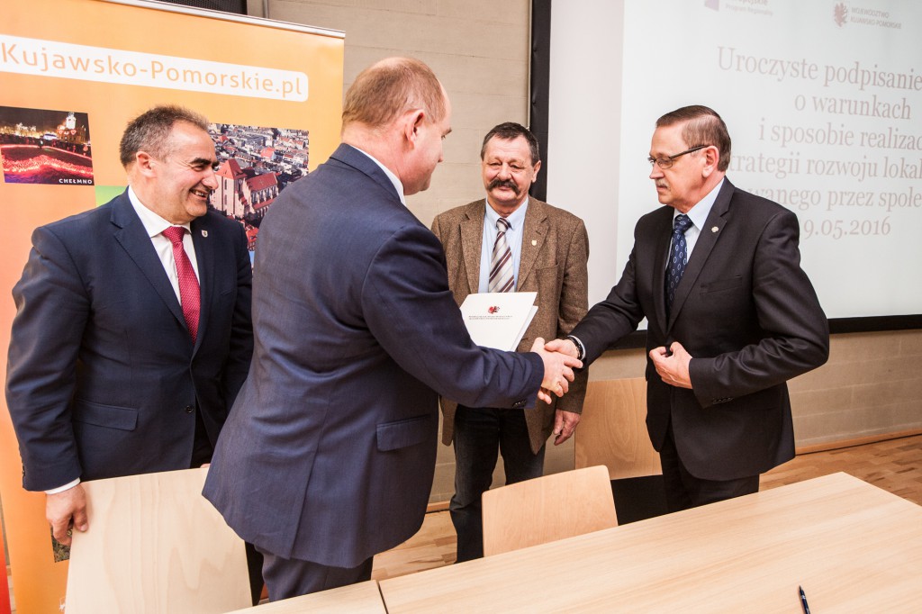 Podpisanie umów w CKK Jordanki