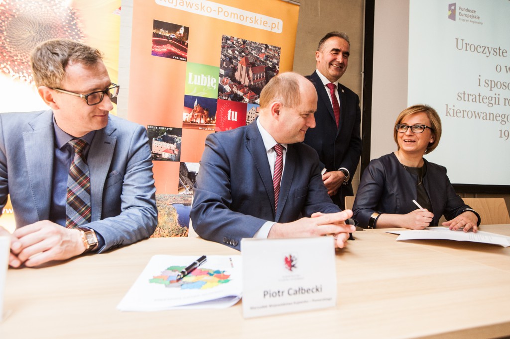 Podpisanie umów w CKK Jordanki