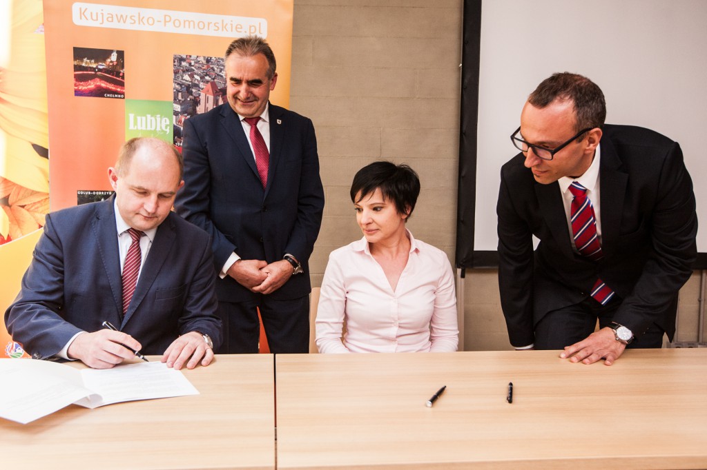 Podpisanie umów w CKK Jordanki