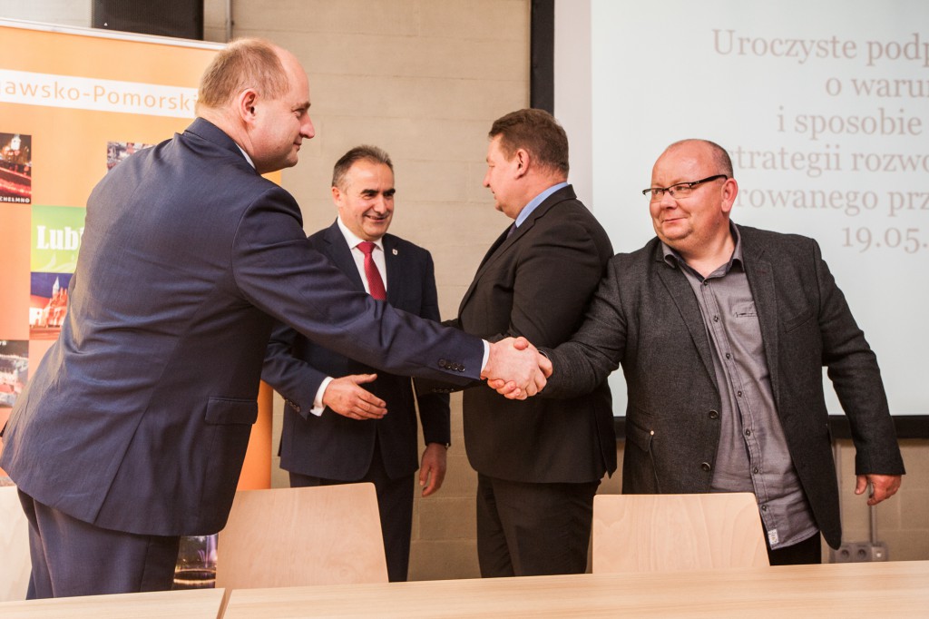 Podpisanie umów w CKK Jordanki