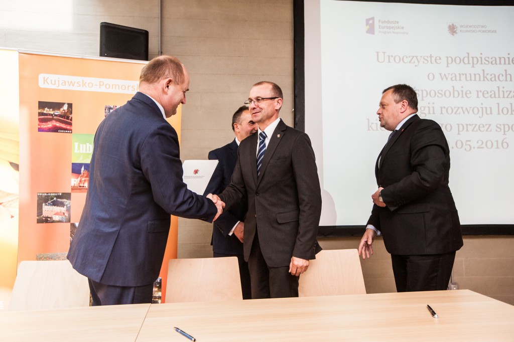 Podpisanie umów w CKK Jordanki