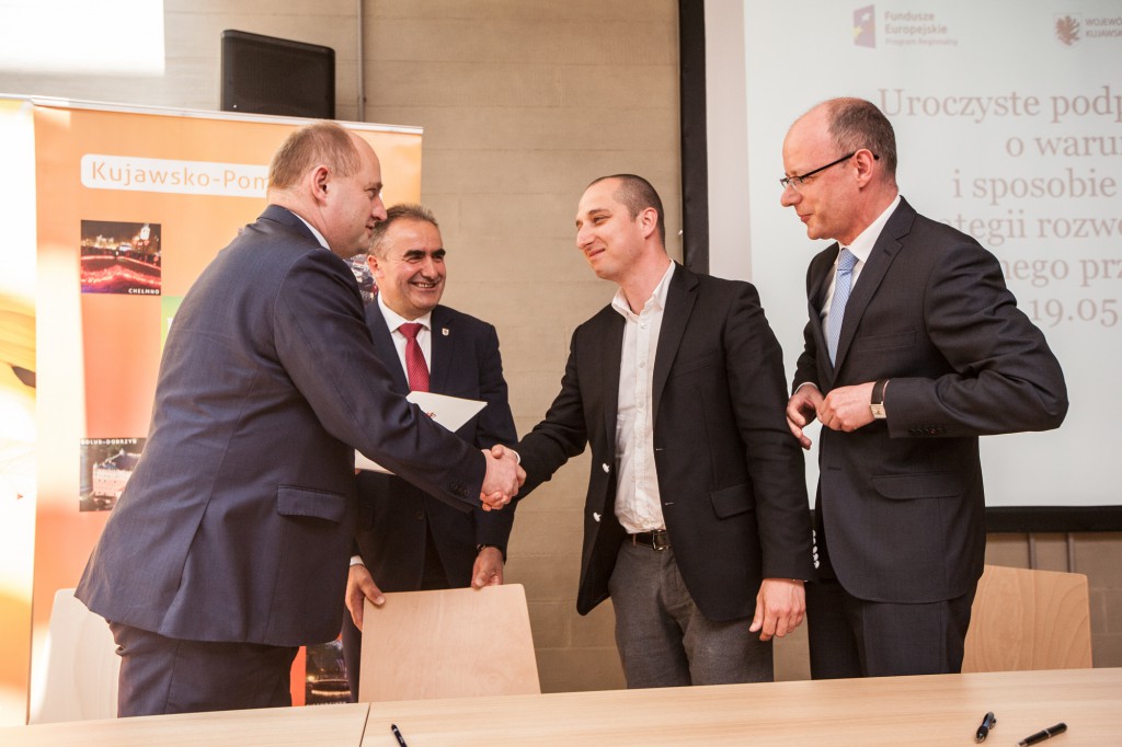 Podpisanie umów w CKK Jordanki