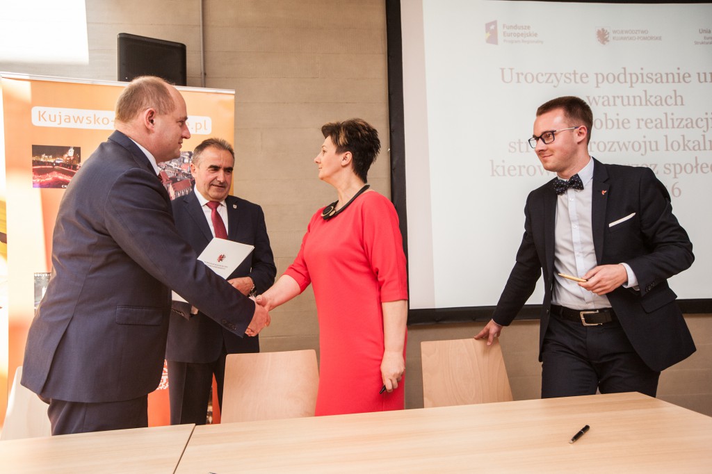 Podpisanie umów w CKK Jordanki