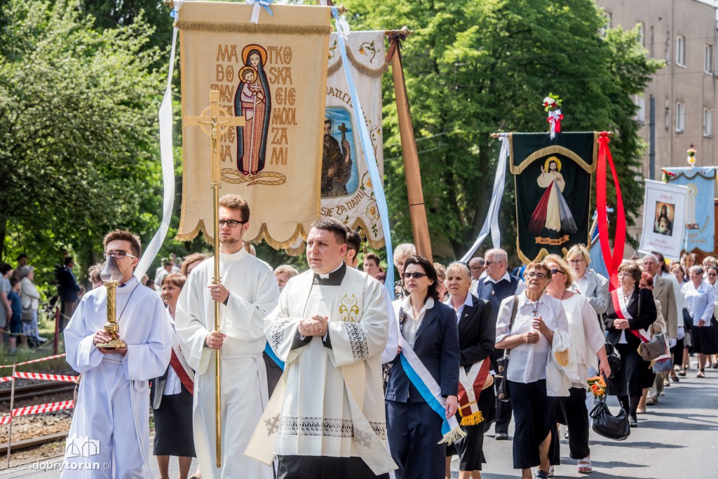 Procesje Bożego Ciała przeszły ulicami