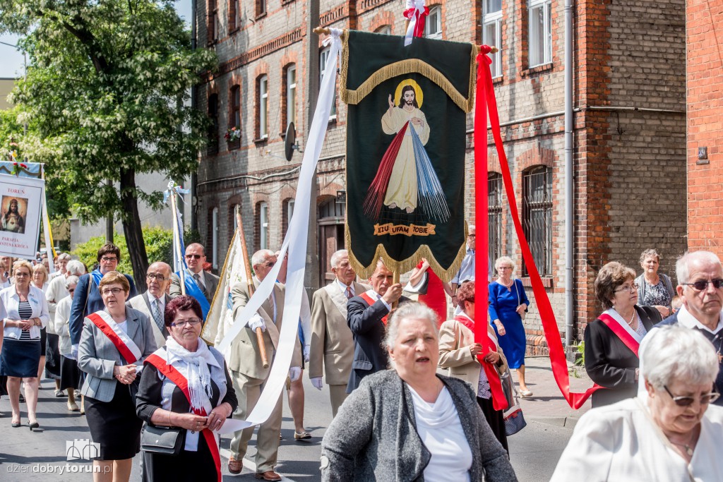 Procesje Bożego Ciała przeszły ulicami