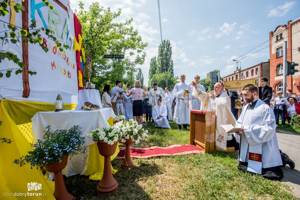 Procesje Bożego Ciała przeszły ulicami