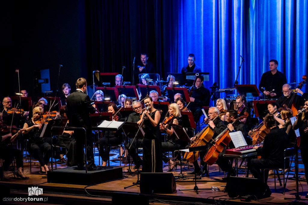 Hania Stach i piosenki Whitney