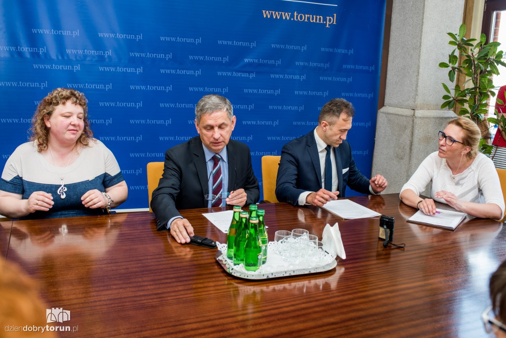 Rodzice zastępczy docenieni