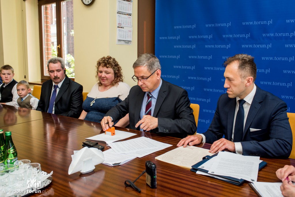 Rodzice zastępczy docenieni