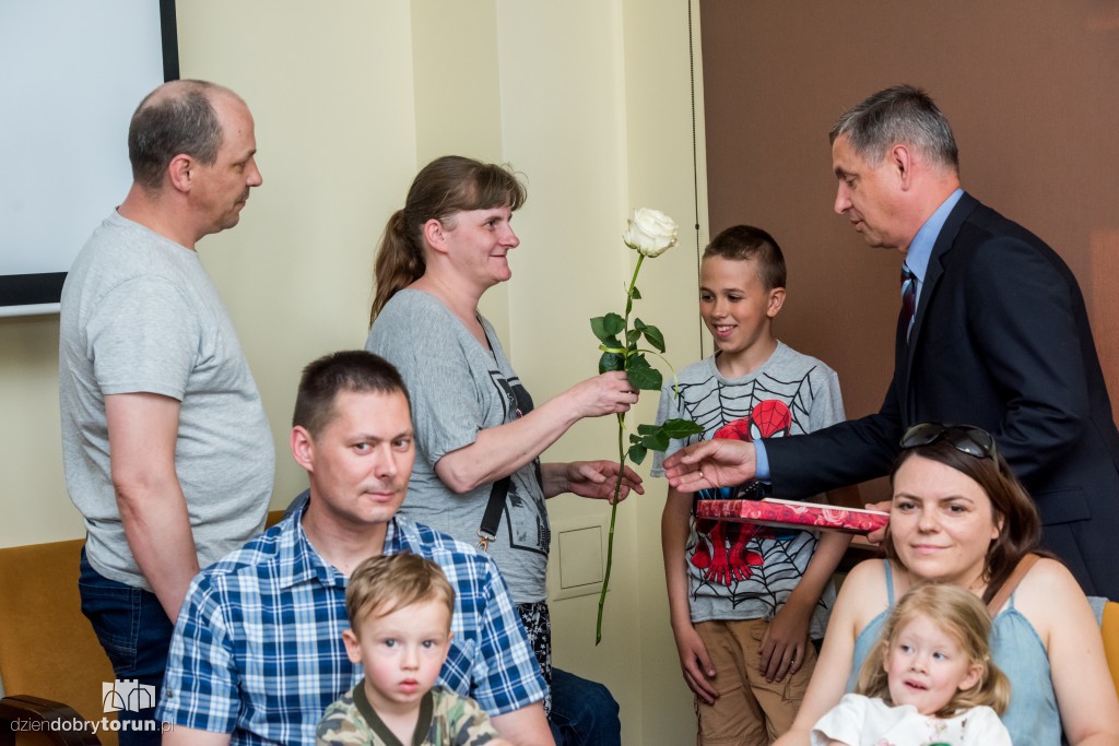 Rodzice zastępczy docenieni