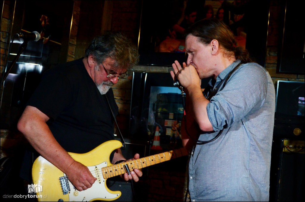 Czarny pies - koncert w Pubie Pamela