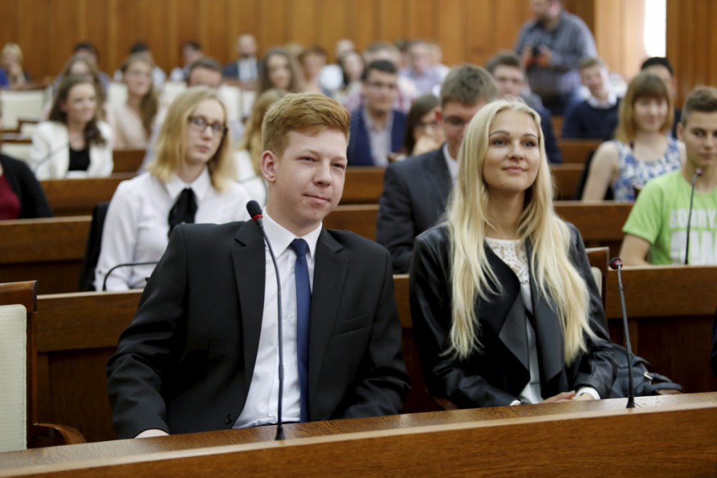 Dzieci i młodzież na sejmiku województwa