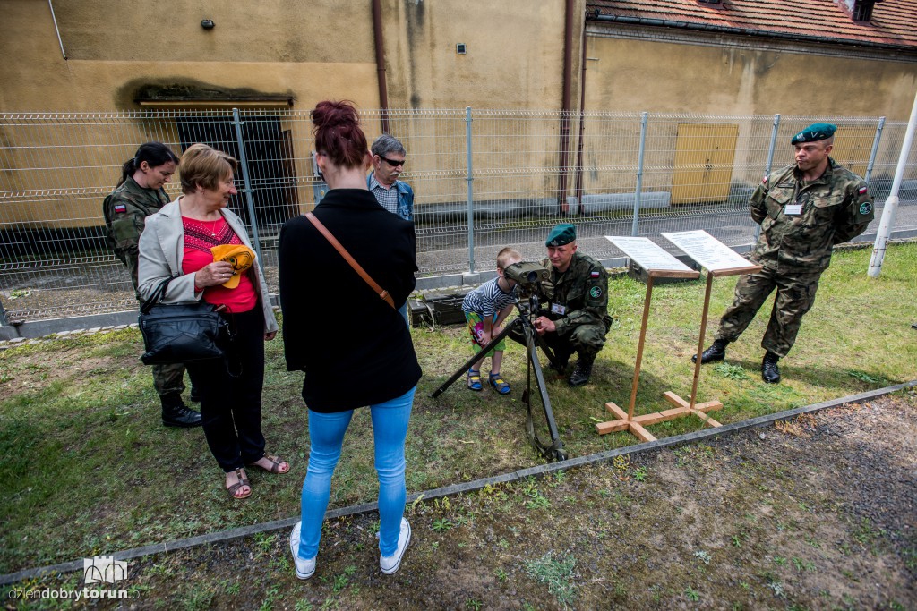 Dzień otwartych koszar