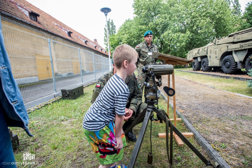 Dzień otwartych koszar
